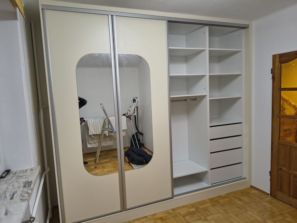 8eccc7f8 aa86 4a7a bb4e 77e779fbc895